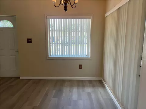 321 Alba St E, Venice, FL 34285 photo 17