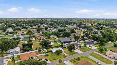 View/Area - 459 E Baffin Dr, Venice, FL 34293 photo 2 of 8
