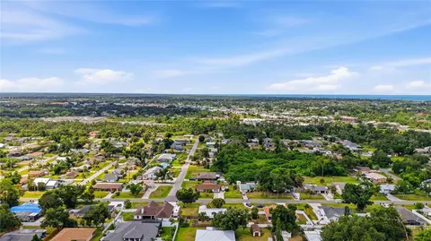 View/Area - 459 E Baffin Dr, Venice, FL 34293 photo 7 of 8