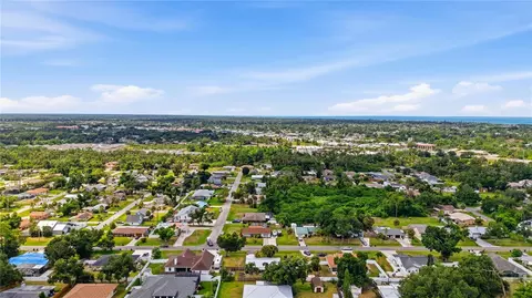 View/Area - 459 E Baffin Dr, Venice, FL 34293 photo 6 of 8