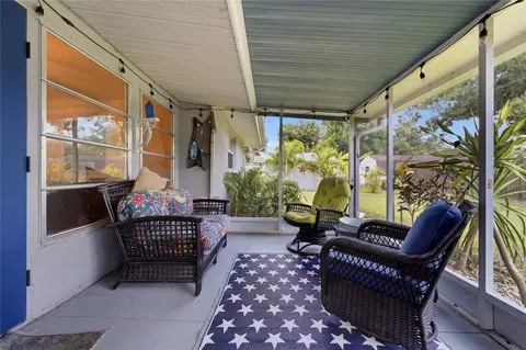 Exterior - 459 E Baffin Dr, Venice, FL 34293 photo 7 of 17