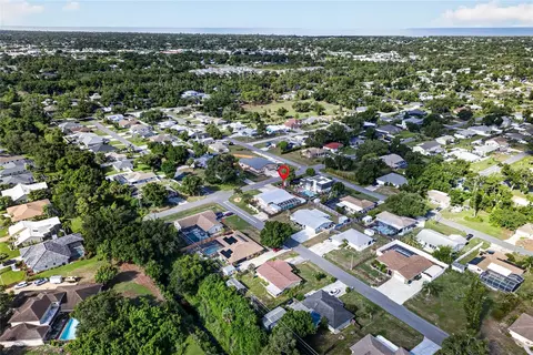 View/Area - 895 E Baffin Dr, Venice, FL 34293 photo 14 of 25