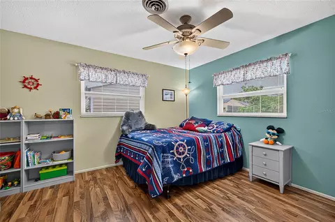 Bedroom - 895 E Baffin Dr, Venice, FL 34293 photo 4 of 8