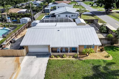 View/Area - 895 E Baffin Dr, Venice, FL 34293 photo 2 of 25