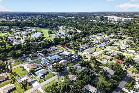 View/Area - 895 E Baffin Dr, Venice, FL 34293 photo 16 of 25