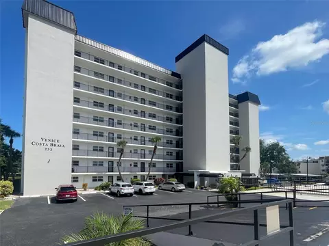 232 Saint Augustine Ave #207, Venice, FL 34285