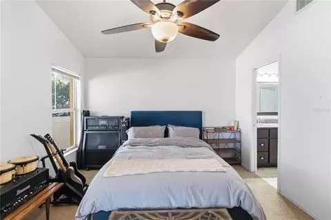 Bedroom - 13437 Beechberry Dr, Riverview, FL 33579 photo 2 of 6