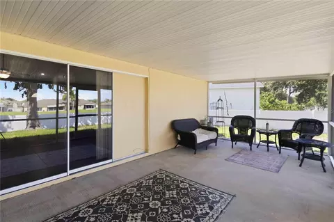 Exterior - 13437 Beechberry Dr, Riverview, FL 33579 photo 4 of 12