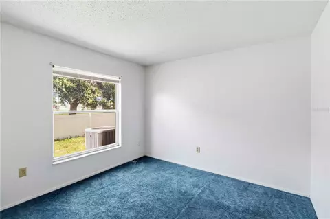 Bedroom - 13437 Beechberry Dr, Riverview, FL 33579 photo 4 of 6