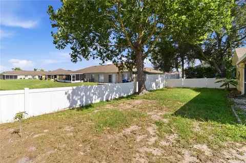 Exterior - 13437 Beechberry Dr, Riverview, FL 33579 photo 10 of 12