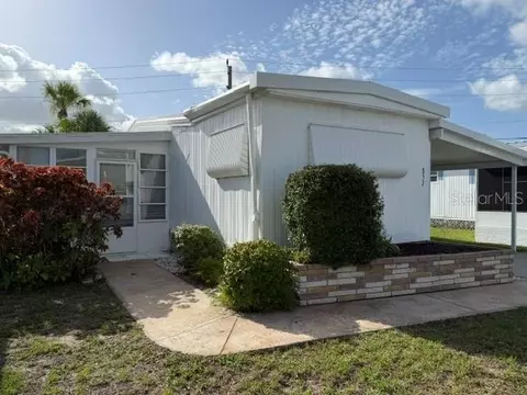 857 S Green Cir, Venice, FL 34285