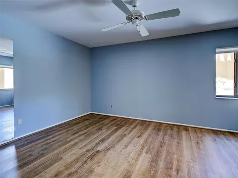 Bedroom - 2004 Longpointe Cir #E2, Venice, FL 34293 photo 1 of 7