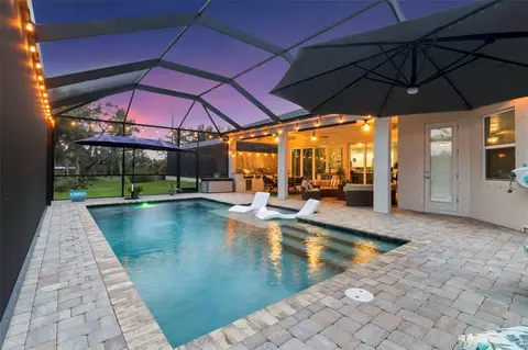Exterior - 5418 56th Ct E, Bradenton, FL 34203 photo 9 of 11