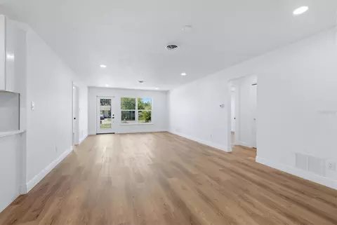 Living - 1317 Ringtail Rd, Venice, FL 34293 photo 1 of 4