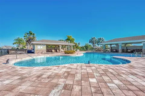 Exterior - 8905 Excelsior Loop, Venice, FL 34293 photo 7 of 9