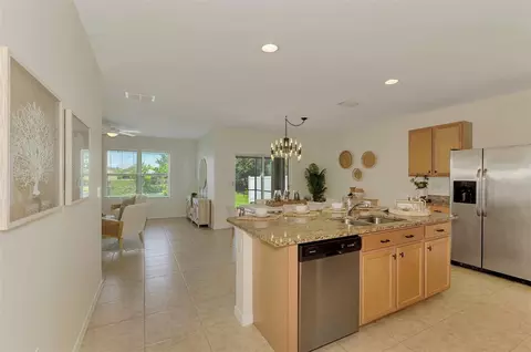 Kitchen - 8905 Excelsior Loop, Venice, FL 34293 photo 1 of 8