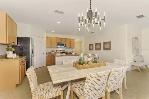 Dining - 8905 Excelsior Loop, Venice, FL 34293 photo 2 of 4
