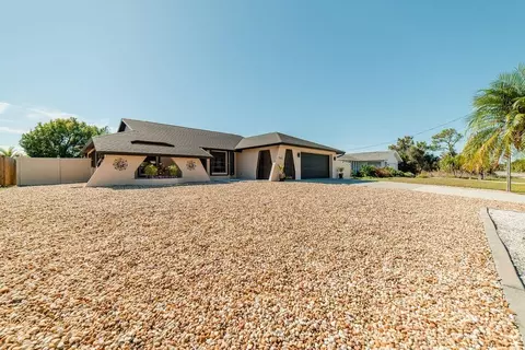 9273 Carnation Ave, Englewood, FL 34224