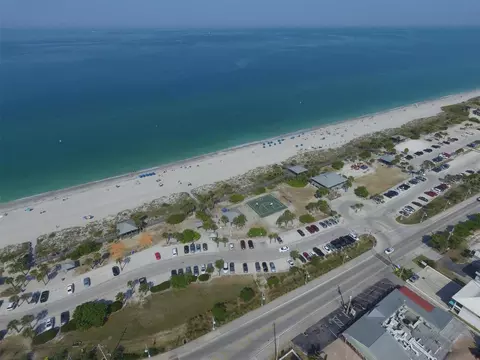 Exterior - 400 Marlin Rd, Venice, FL 34293 photo 11 of 11