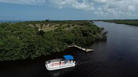 View/Area - 400 Marlin Rd, Venice, FL 34293 photo 3 of 13