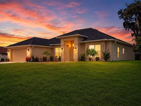 Exterior - 400 Marlin Rd, Venice, FL 34293 photo 3 of 11