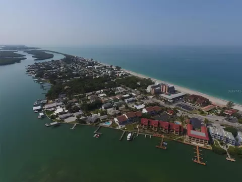 View/Area - 400 Marlin Rd, Venice, FL 34293 photo 6 of 13