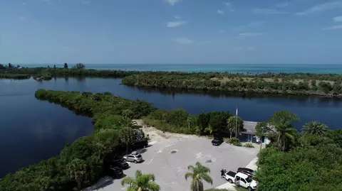 View/Area - 400 Marlin Rd, Venice, FL 34293 photo 2 of 13