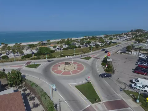 View/Area - 400 Marlin Rd, Venice, FL 34293 photo 11 of 13