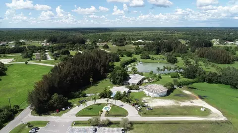 View/Area - 400 Marlin Rd, Venice, FL 34293 photo 9 of 13