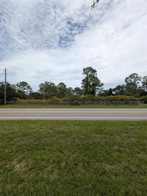 Exterior - 105 Jacaranda Blvd, Venice, FL 34292 photo 22 of 30