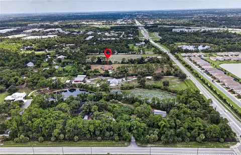 View/Area - 105 Jacaranda Blvd, Venice, FL 34292 photo 12 of 15