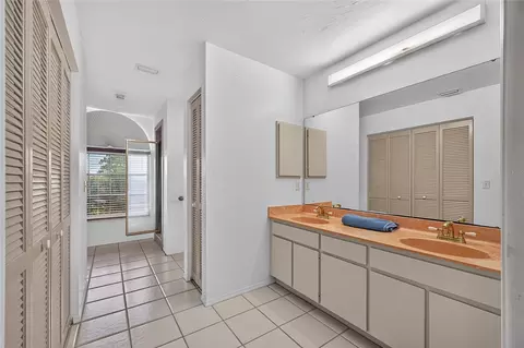 Entry Way - 105 Jacaranda Blvd, Venice, FL 34292 photo 1 of 5