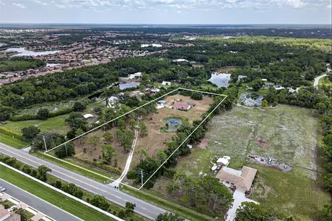View/Area - 105 Jacaranda Blvd, Venice, FL 34292 photo 14 of 15