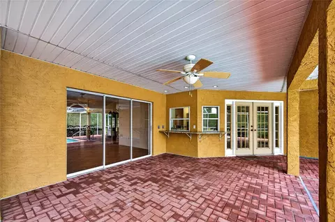 Exterior - 105 Jacaranda Blvd, Venice, FL 34292 photo 5 of 30
