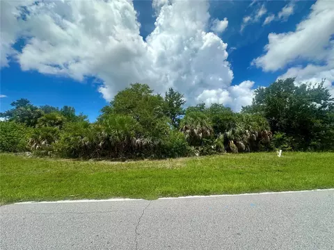 226 Sunset Rd, Rotonda West, FL 33947