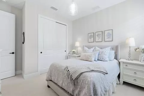 Bedroom - 18580 Midsummer Pl, Venice, FL 34293 photo 4 of 5