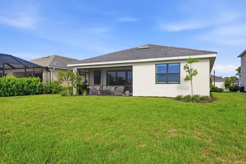 Exterior - 18580 Midsummer Pl, Venice, FL 34293 photo 4 of 10