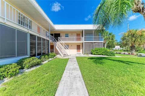 Exterior - 460 E Base Ave #129, Venice, FL 34285 photo 3 of 8
