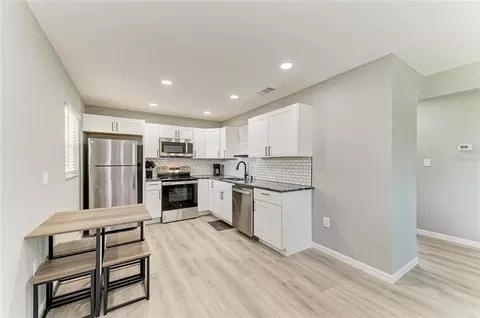 Kitchen - 460 E Base Ave #129, Venice, FL 34285 photo 2 of 4