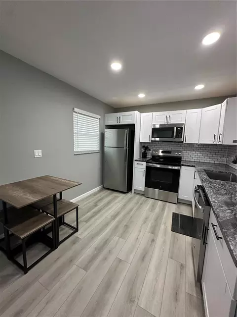 Kitchen - 460 E Base Ave #129, Venice, FL 34285 photo 1 of 3