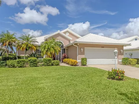 1520 Jasper Ct, Venice, FL 34292