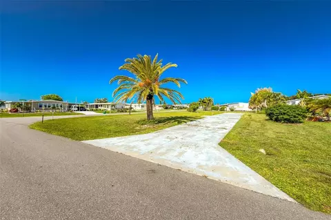 6323 Bob White Dr, Englewood, FL 34224