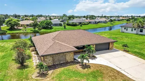 166 Mark Twain Ln, Rotonda West, FL 33947