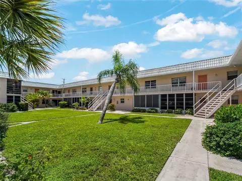 Exterior - 460 Base Ave E #128, Venice, FL 34285 photo 4 of 16