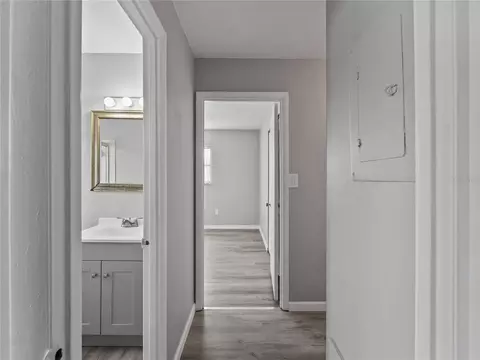 Entry Way - 460 Base Ave E #128, Venice, FL 34285 photo 4 of 4