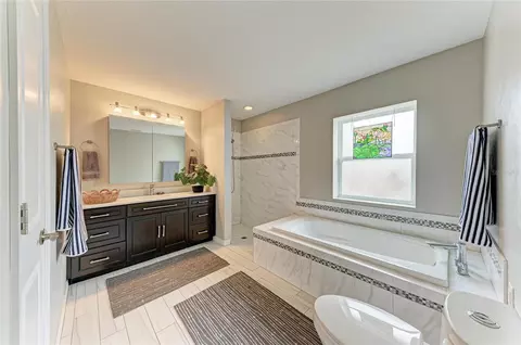 Bath - 1495 Ringtail Rd, Venice, FL 34293 photo 1 of 3