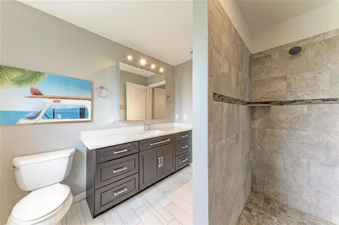 Bath - 1495 Ringtail Rd, Venice, FL 34293 photo 3 of 3