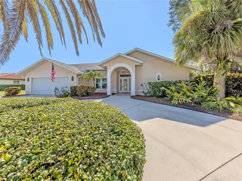 1064 Sorrento Woods Blvd, Nokomis, FL 34275