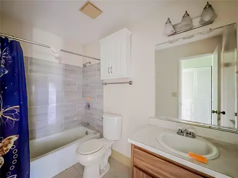 Bath - 9320 SE Maricamp Rd, Ocala, FL 34472 photo 1 of 4