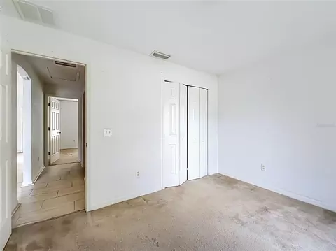 Bedroom - 215 Oak Cir, Ocala, FL 34472 photo 4 of 6